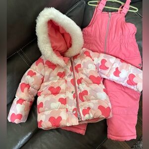 Snow bib and Jacket size 3T carters